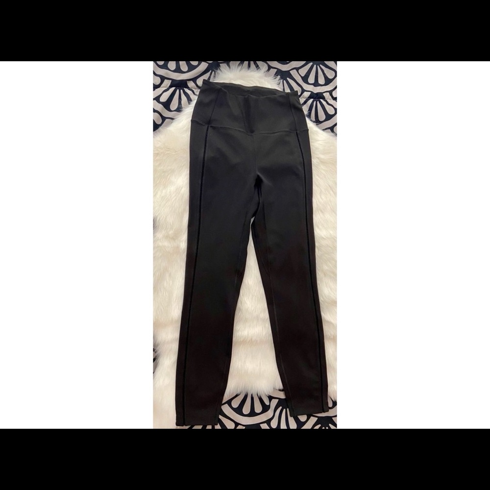Lulu lemon leggings in excellent used condition
